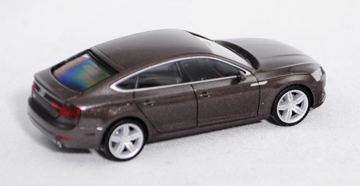 Audi A Sportback Typ F Modell Argusbraun Metallic Herpa