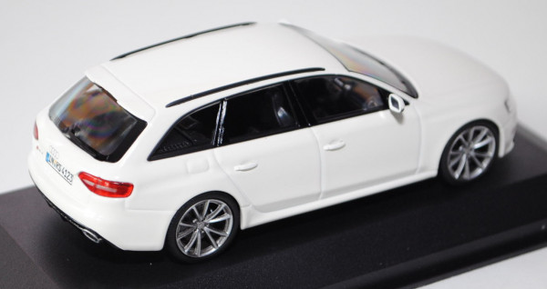 Audi RS4 Avant (B8, Typ 8K, Facelift), Modell 2012-, ibisweiß, Minichamps, 1:43, Werbeschachtel