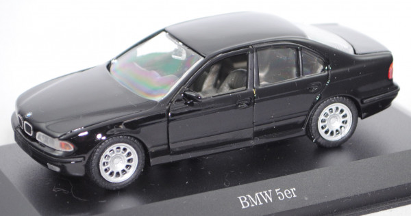 BMW 5er (4. Generation, E39, Modell 1995-2000), schwarz, Schabak, 1:43, PC-Box (Deckel beschädigt)