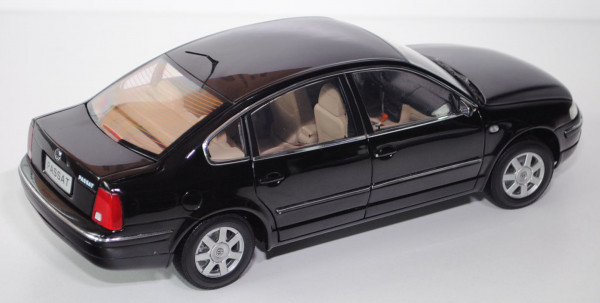 VW Passat Limousine (B5, Typ 3B), Modell 1996-2000, schwarz, ANSON, 1:18, mb