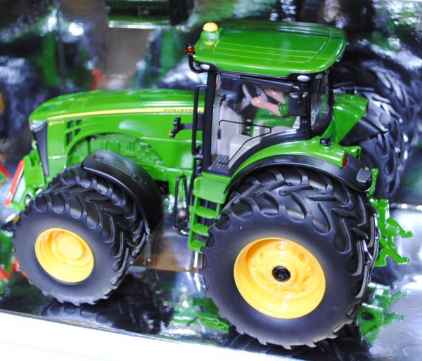 00401 John Deere 8360R Traktor (Modell 2011-2013) mit Zwillingsbereifung vorne und hinten, smaragdgr