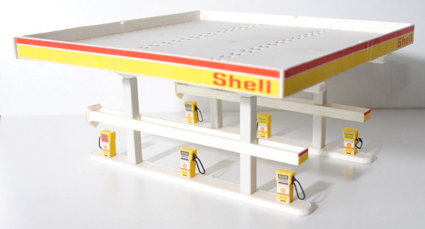 Shell Tankstelle, 2 Gebäude, 2 Zapfanlagen, Preistafel, Staubsauger, Ölschrank, Reifendepot, Papierk