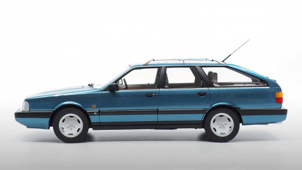 Audi 200 Avant quattro 20V (C3, Typ 44Q, Mod. 1989-1991), lago metallic, DNA COLLECTIBLES, 1:18, mb