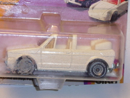 00001 VW Golf I Cabriolet GLS (Typ 155, Modell 1979-1987), reinweiß, innen reinweiß, Lenkrad reinwei