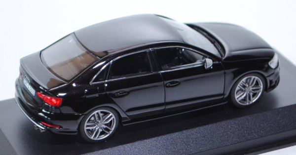 Audi S3 Limousine (Typ 8V), Modell 2013-, pantherschwarz, Minichamps, 1:43, Werbeschachtel