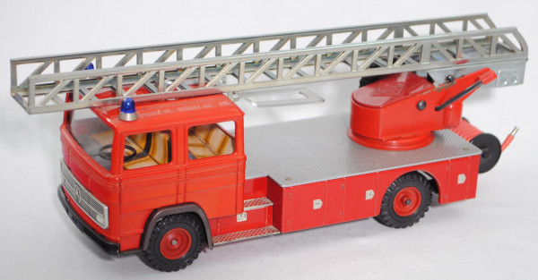 Mercedes-Benz LP (Modell 1967-1976) Signal Feuerwehr, verkehrsrot, CKO Kellermann, ca. 1:41, mb