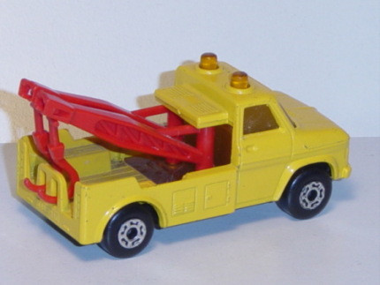 Wreck Truck, verkehrsgelb, Chassis schwarz, Abschlepparme verkehrsrot, Verglasung gelb, Matchbox Ser