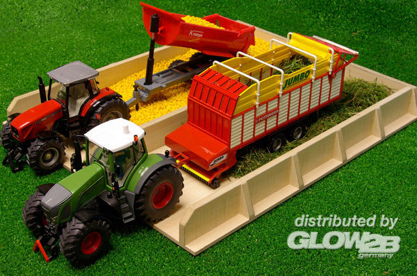 Kaufen Sie Kids Globe Traktor mit Zubehör, 30 cm