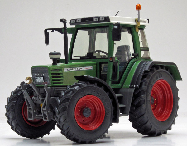 Fendt FAVORIT 509 C (Ausführung 1994-2000), weiß/grün/schwarz, BOR BS 496, weise-toys, 1:32, mb