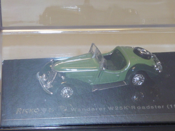 Wanderer W25K Roadster 1936, resedagrün/schwarzgrün, Ricko / Busch, 1:87, PC-Box