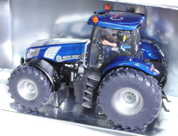 00401 New Holland T8.390 Tier 4A Traktor (Mod. 11-13), dunkel-enzianblaumetallic/mattschwarz/silber,