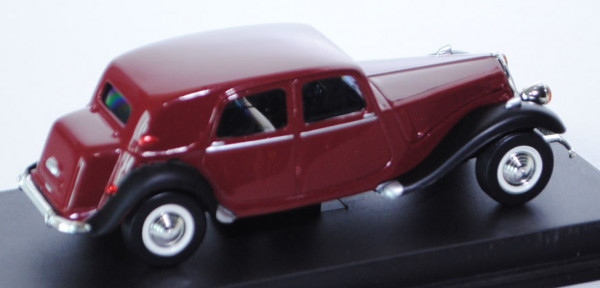Citroen Traction Avant 11 CV (Koffermodell), Modell 1952-1954, weinrot/schwarz, Universal Hobbies, 1