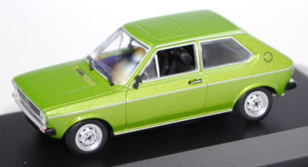 Audi 50 LS (1. Gen., Typ 86, Modell 1974-1976), viperngrünmetallic (L96N), Maxichamps, 1:43, PC-Box