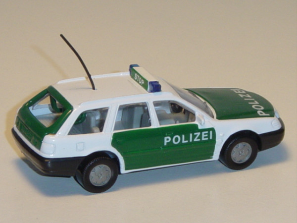 Audi A6 Avant 2.8 (C4, Typ 4A, Modell 1994-1997) Polizei-Lautsprecherwagen, reinweiß/minzgrün, innen