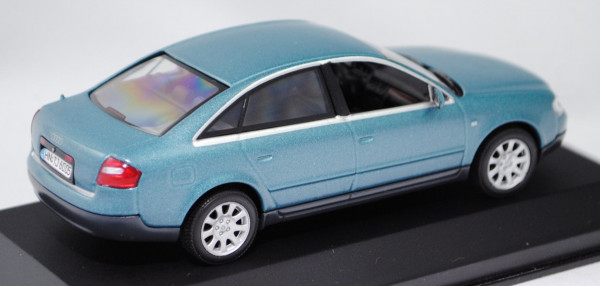 Audi A6 (C5, Typ 4B), Modell 1997-2004, jaspisgrün metallic (LX6V), Minichamps, 1:43, Werbeschachtel