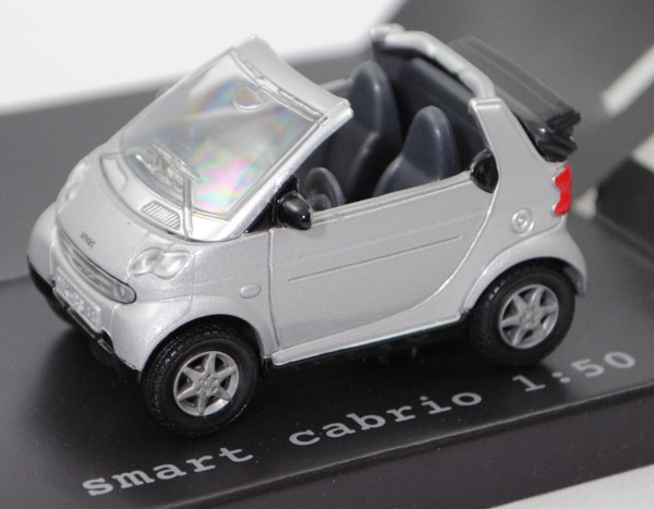 00402 smart fortwo cabrio passion (1. Gen., A 450, Modell 00-03), river silver met., SIKU, 1:50, mb