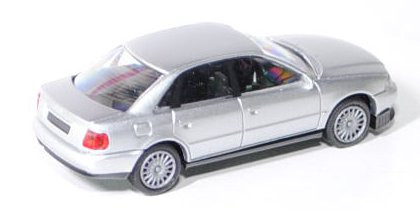 Audi A4 STW (Typ B5), Modell 1994-2000, silber, mit Frontspoiler, mit Speichenräder, Rietze, 1:87, m