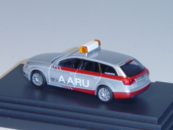 Audi A6 Avant, Mj 2004, lichtsilber, AARU / Audi Accident Research Unit Verkehrsunfallforschung, Bus