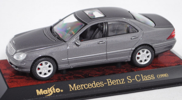Mercedes-Benz S 500 (Baureihe W 220, Modell 1998-2002), graumetallic, Maisto, 1:43, PC-Box