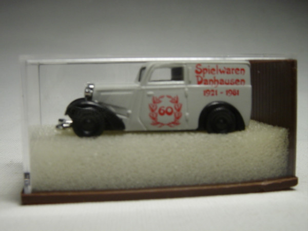 DKW F7 Kastenwagen, grau, Spielwaren Danhausen 1921-1981, Brekina, 1:87, mb