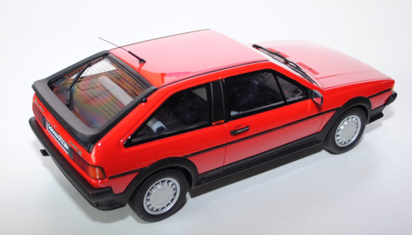 VW Scirocco GTX 16V (Typ 53B), Modell 1981-1992, tornadorot, Scheiben milchig (sieht verkratzt aus),