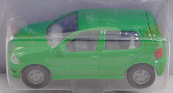 00001 VW Polo 1.4 Trendline 5-Türer (Mod. 99-01), grün, VW-Zeichen im Grill 2,5 mm hoch, SIKU, P26