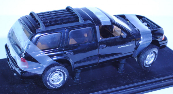 Dodge Durango SLT 4x4 (1. Generation), Modell 1998-2003, schwarz, Motorhaube abgebrochen, Teil der M