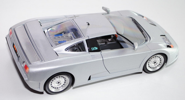 Bugatti EB 110 (1991), silber, 3-teilige Rückleuchten, Türen + Motorhaube + Kofferraum zu öffnen, mi