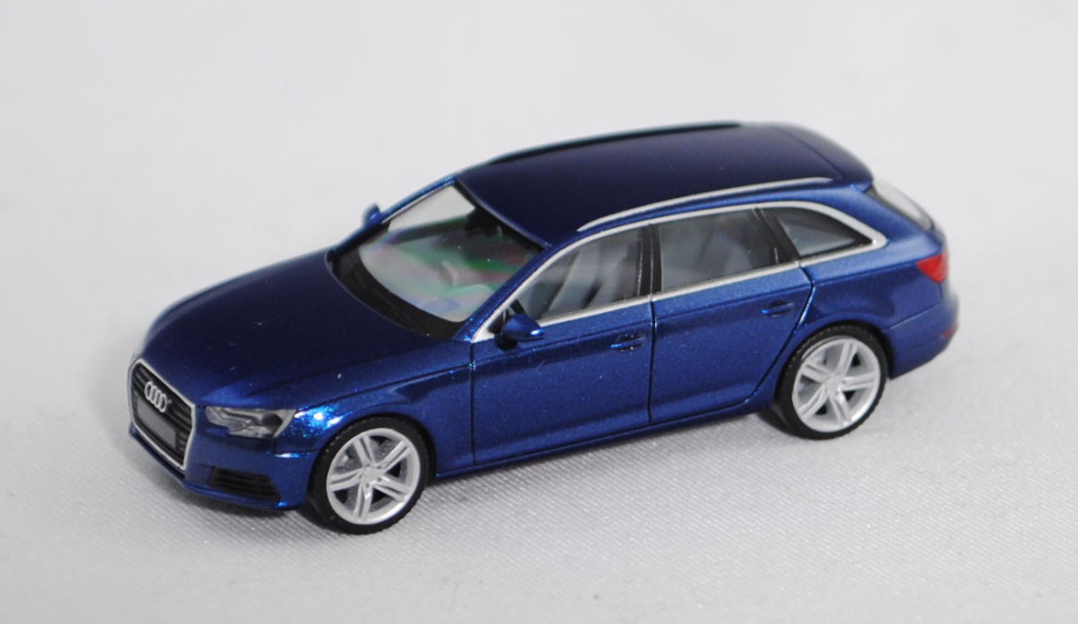 Herpa 034012, Audi A4® Avant, blue metallic, for H0 gauge, with original box
