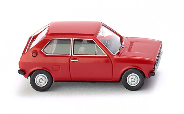 VW Polo I (Typ 86, Modell 1975-1979), senegalrot, Chassis schwarz, Wiking, 1:87, mb
