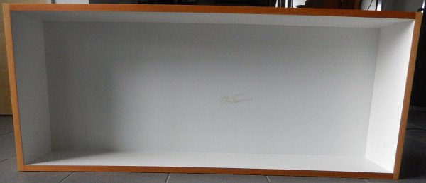 Handgefertigte Holzvitrine mit 2 Schiebetüren, b/h/t = 1196/500/208 mm, incl. 2 Glasböden