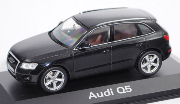 Audi Q5 3.0 TDI quattro (Typ 8R, Modell 2008-2012), phantomschwarz, Schuco