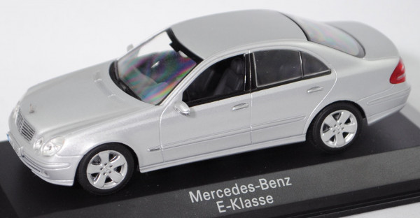 Mercedes-Benz E-Klasse (W 211, Mod. 2002-2006), brillantsilber metallic, Minichamps, 1:43, Werbebox