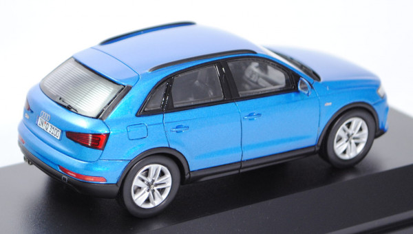 Audi Q3 (Typ 8U, Facelift), Modell 2015-, hainanblau, Minimax, 1:43, Werbeschachtel