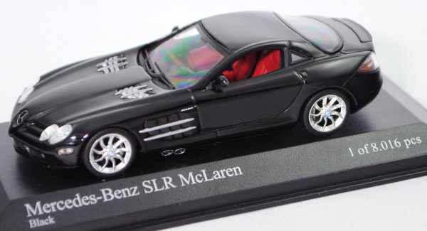 Mercedes-Benz SLR McLaren (C 199, Mod. 2004-2008), schwarz (Farbcode 901), Minichamps, 1:43, PC-Box