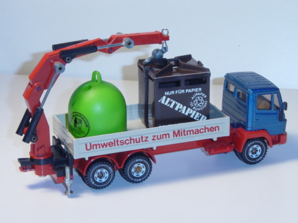 Mercedes LN-2 Recycling-Transporter, verkehrsblaumetallic/verkehrsrot/beige, Umweltschutz zum Mitmac