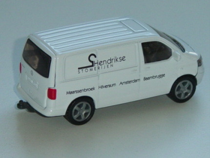 00409 VW T5 Transporter, Modell 2003-2009, reinweiß, Hendrikse STOMERIJEN Maarssenbroek Hilversum Am