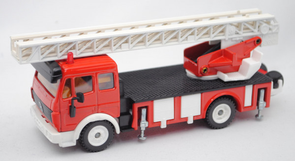 00000 Metz Feuerwehrdrehleiter DL 30, rot/weiß, Scheinwerfer rechts weg, L13