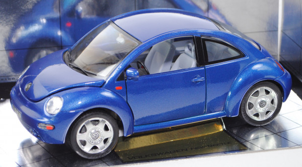 VW New Beetle (Typ 9C, Modell 1998-2005, Baujahr 1998), blaumetallic, playbear® / Bburago, 1:18, mb