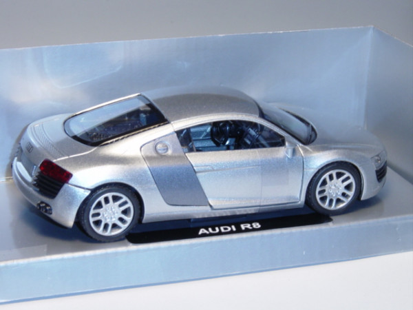 Audi R8, Mj. 2007, silber, NewRay, 1:32, mb