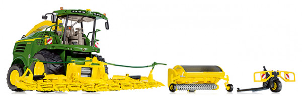 John Deere 8500i Feldhäcksler (Modell 2014-) mit Kemper Maisgebiss und Pick-up, grün, Felgen gelb