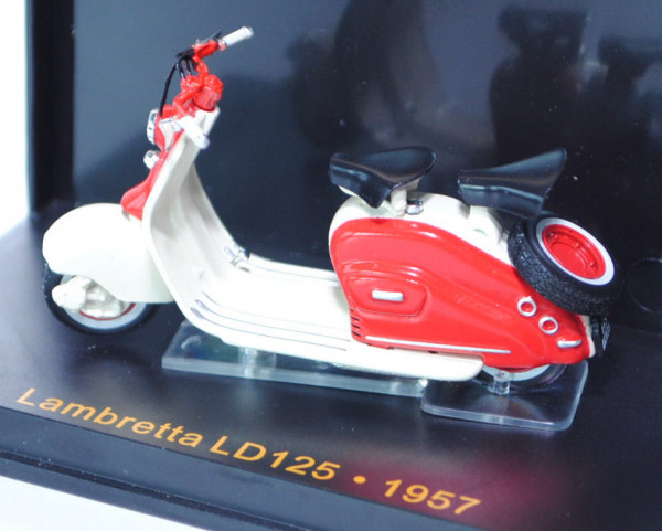 Lambretta 125LD, Baujahr 1957, Modell 1957-1958, perlweiß/feuerrot, IXO MODELS® junior, 1:24, PC-Box