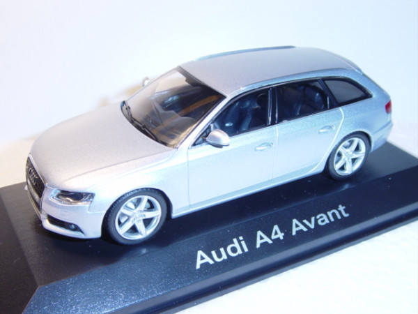 Audi A4 Avant, Mj 2008, eissilber, Minichamps, 1:43, Werbeschachtel
