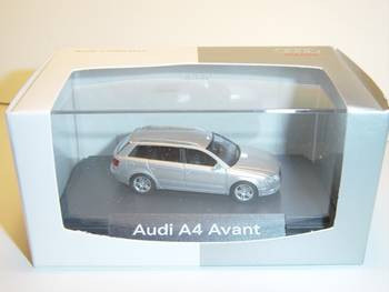 Audi A4 Avant Mj 2004, lichtsilber, Werbemodell Audi, Busch, 1:87, mb