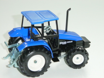 Traktor New Holland 5635 FORD, ultramarinblau, schmale Reifen, L15